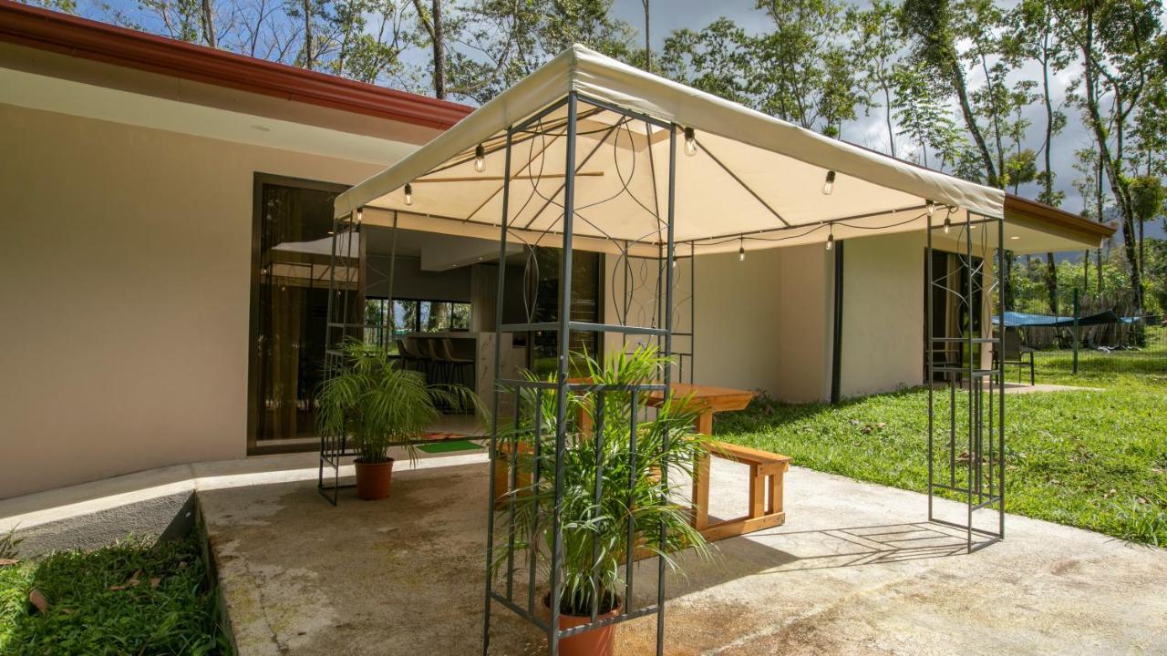 La Fortuna River Paradise Villa With Private Jacuzzi מראה חיצוני תמונה